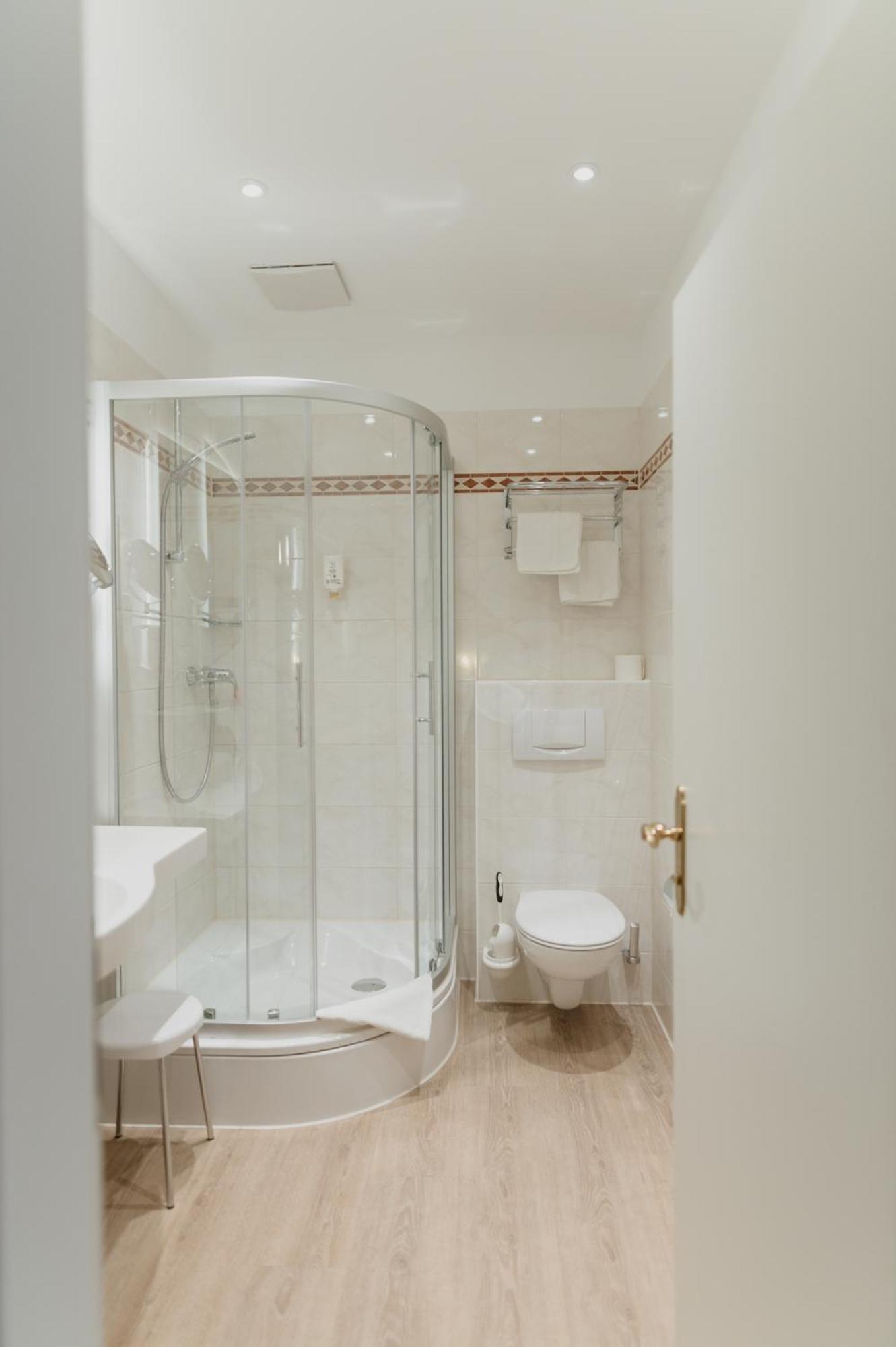 Romantik Hotel Zur Post Фюрстенфельдбрукк Экстерьер фото