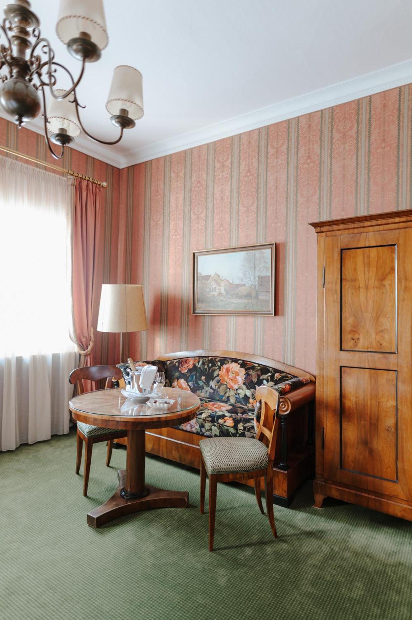Romantik Hotel Zur Post Фюрстенфельдбрукк Экстерьер фото